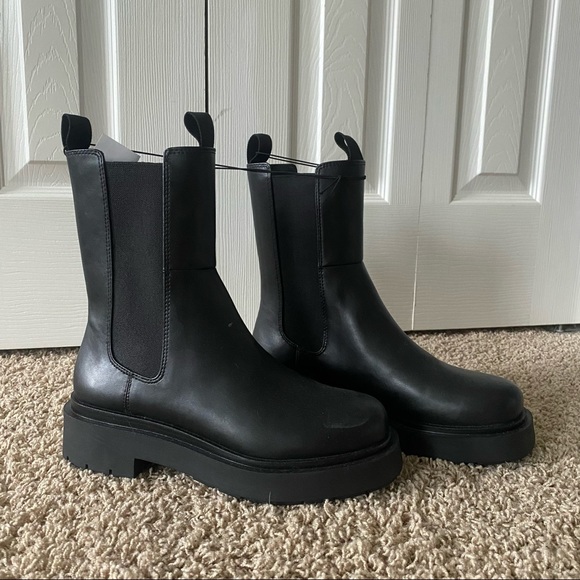 Shoes - black boots